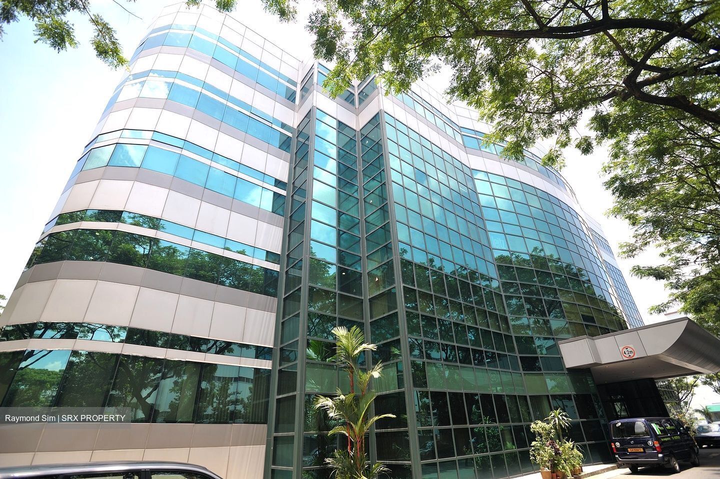 Clementi Loop (D5), Warehouse #487355771